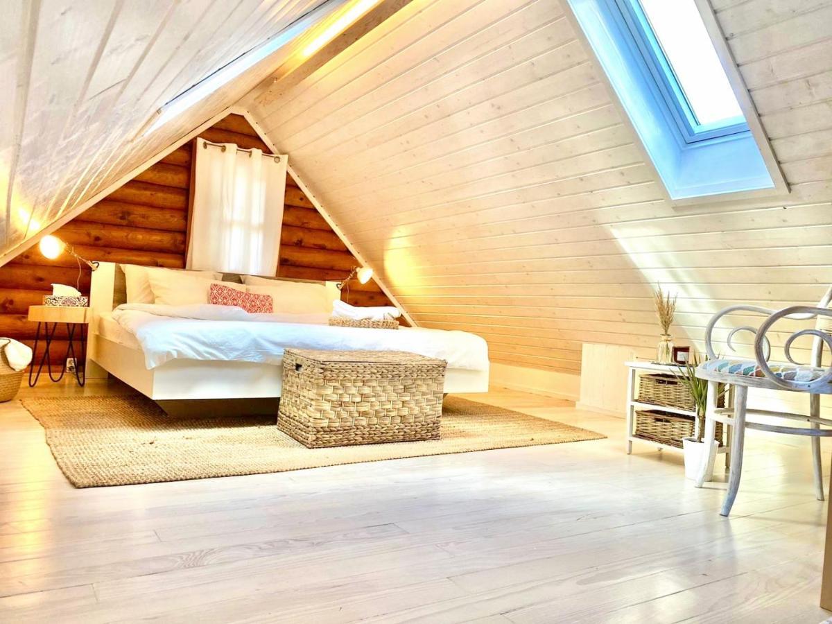 Pine Lodge Hlevci Ngoại thất bức ảnh